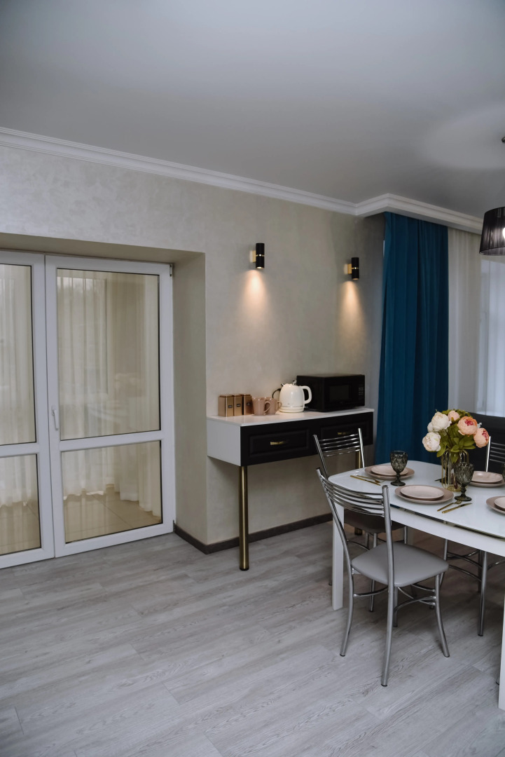 Апартаменты на Демонстрации №1