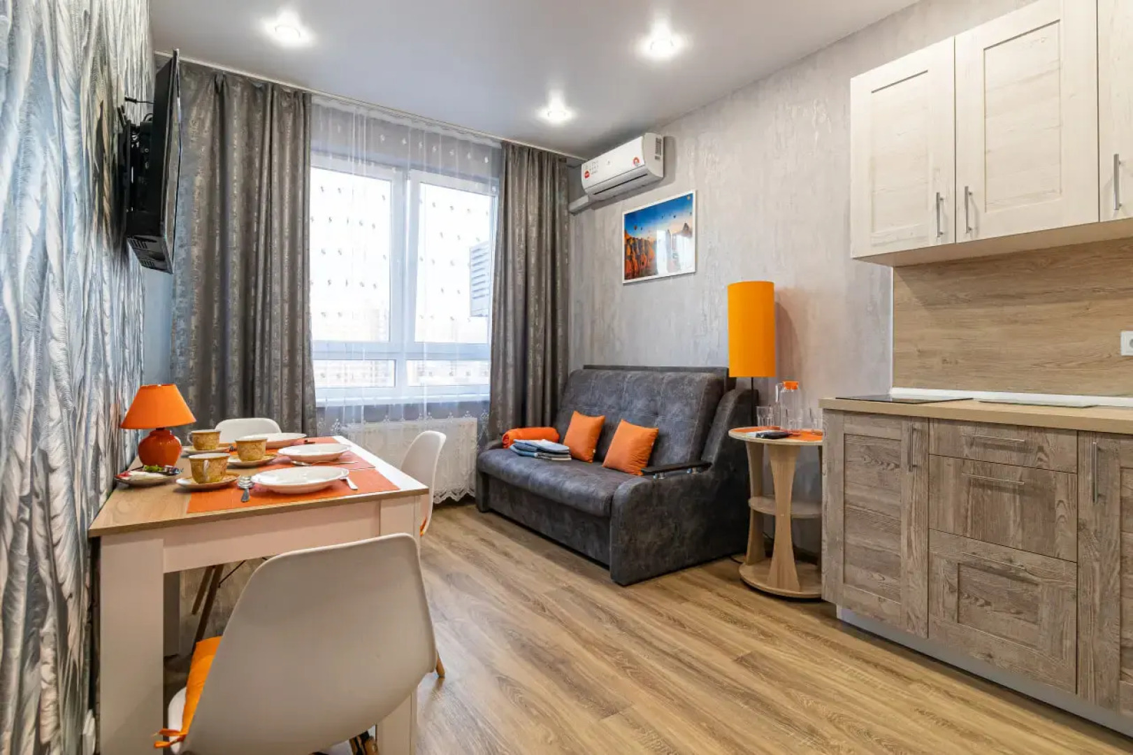 Апартаменты Дизайнерская 1-ком в ЖК Самолёт