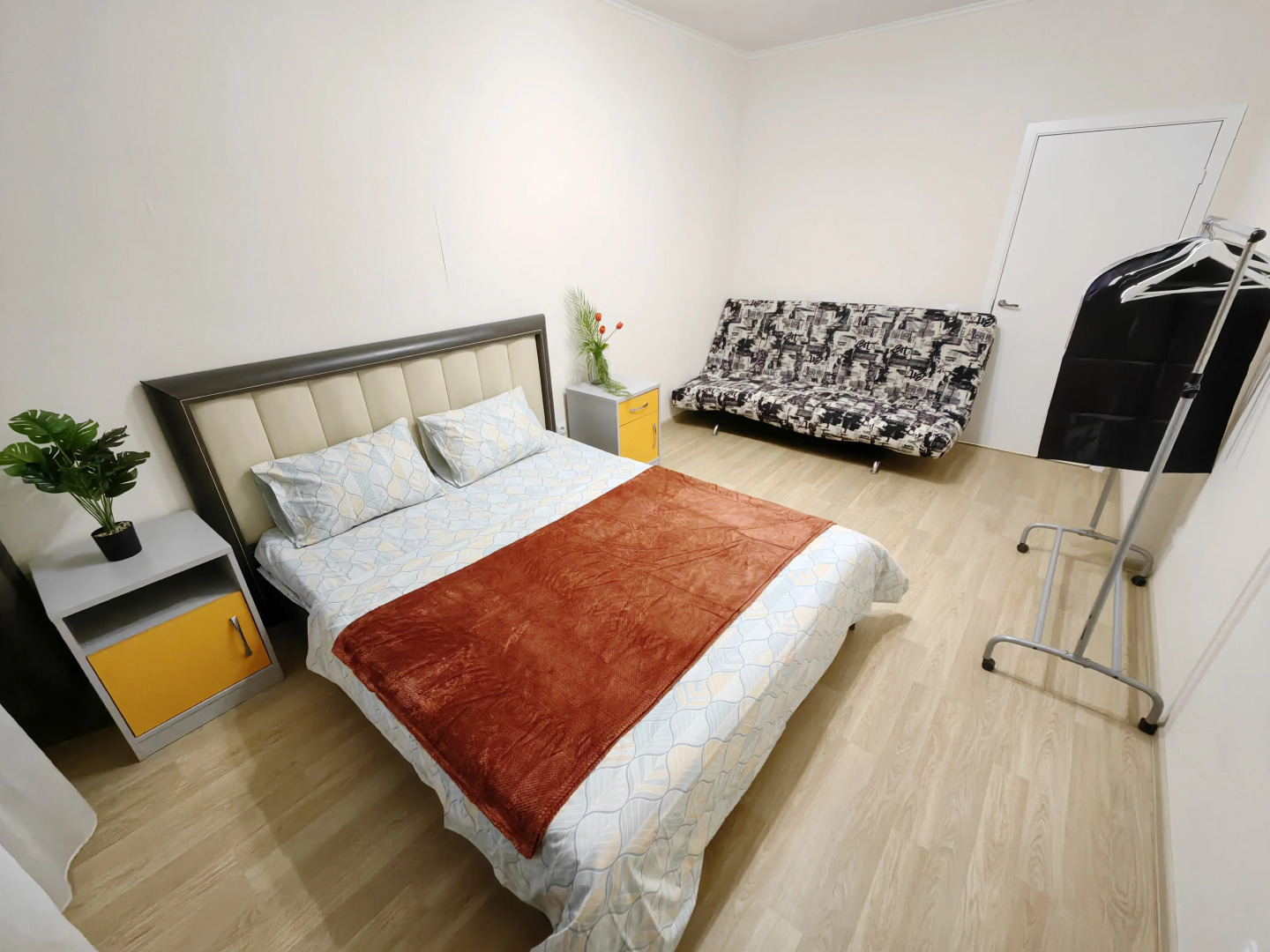 Квартира Трёшка Пёсики Милашки