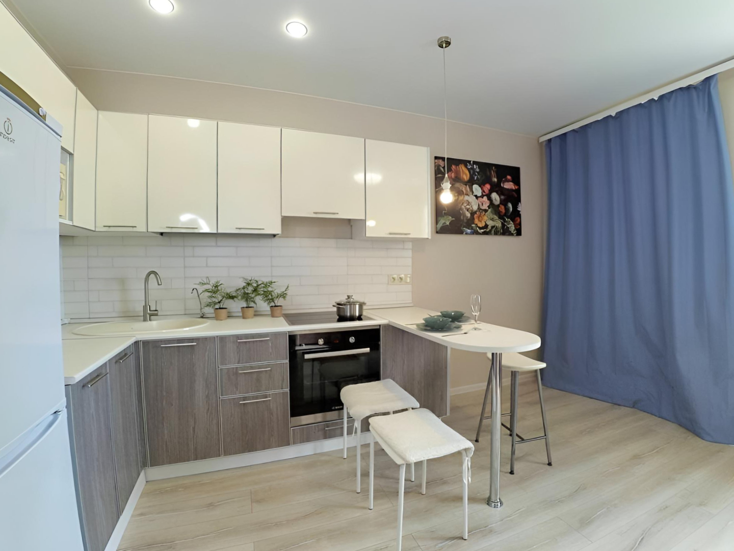 Апартаменты на Космонавтов 61 Б