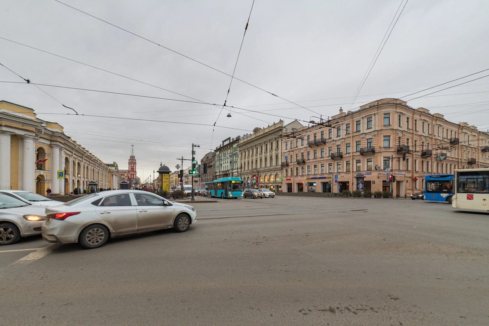 Апартаменты рядом с Казанским собором