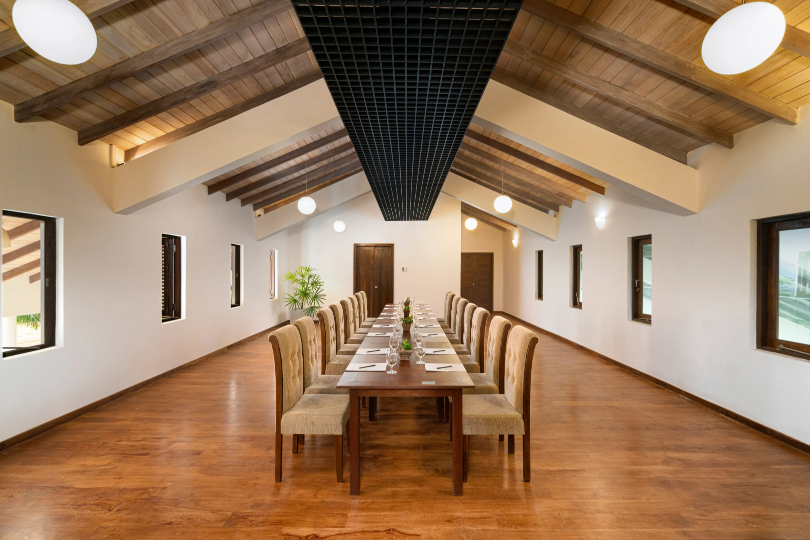 Отель The Villas Wadduwa