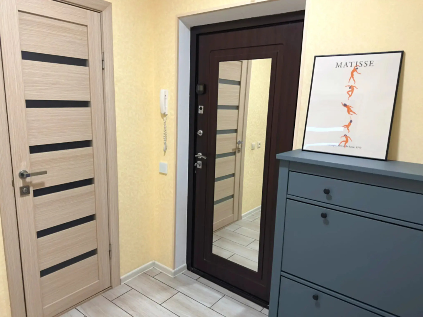 Квартира Замечательная 1-к рядом с Клиникой 3Z