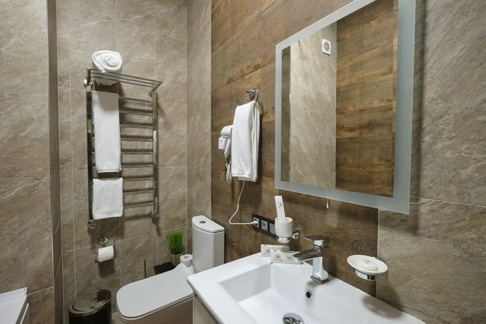 Бутик-Отель East Star Hotel