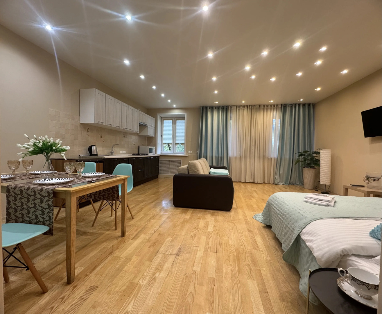 Апартаменты студия на бульваре Радищева 29