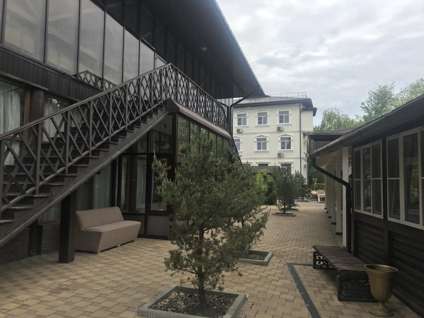 Ресторанно-Гостиничный Комплекс Голубое Озеро