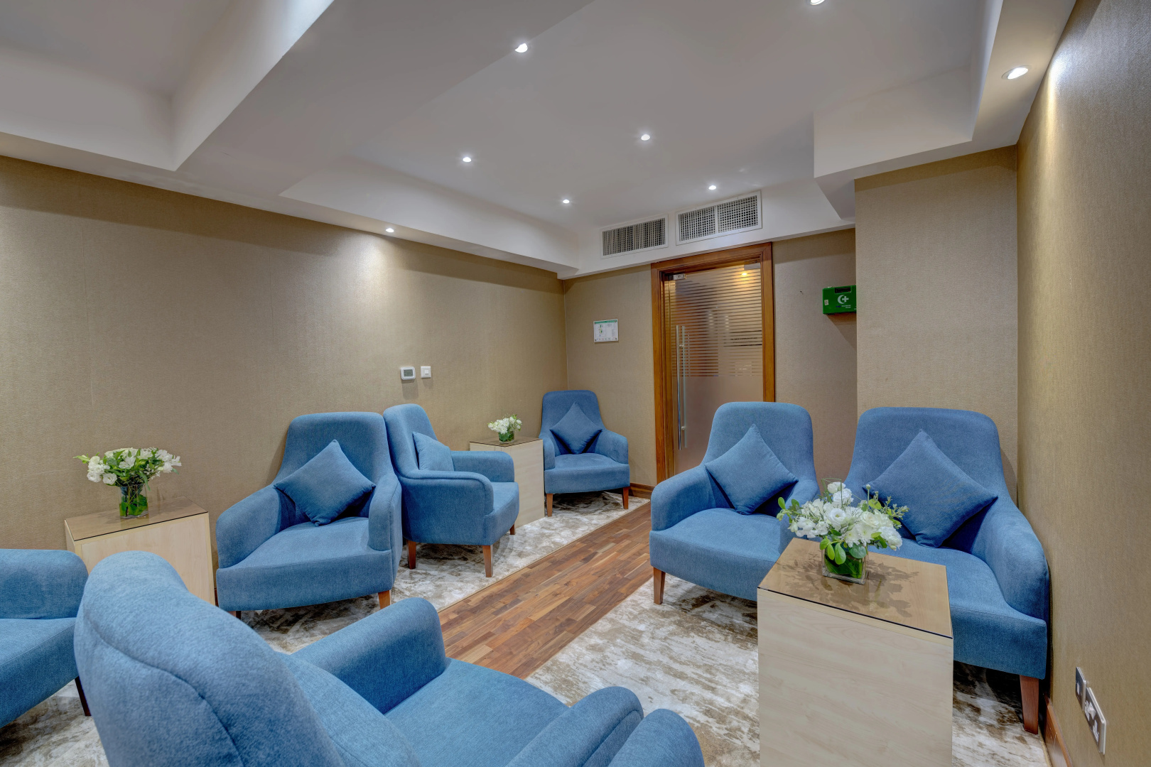 Отель HAWTHORN EXTENDED STAY BY WYNDHAM ABU DHABI
