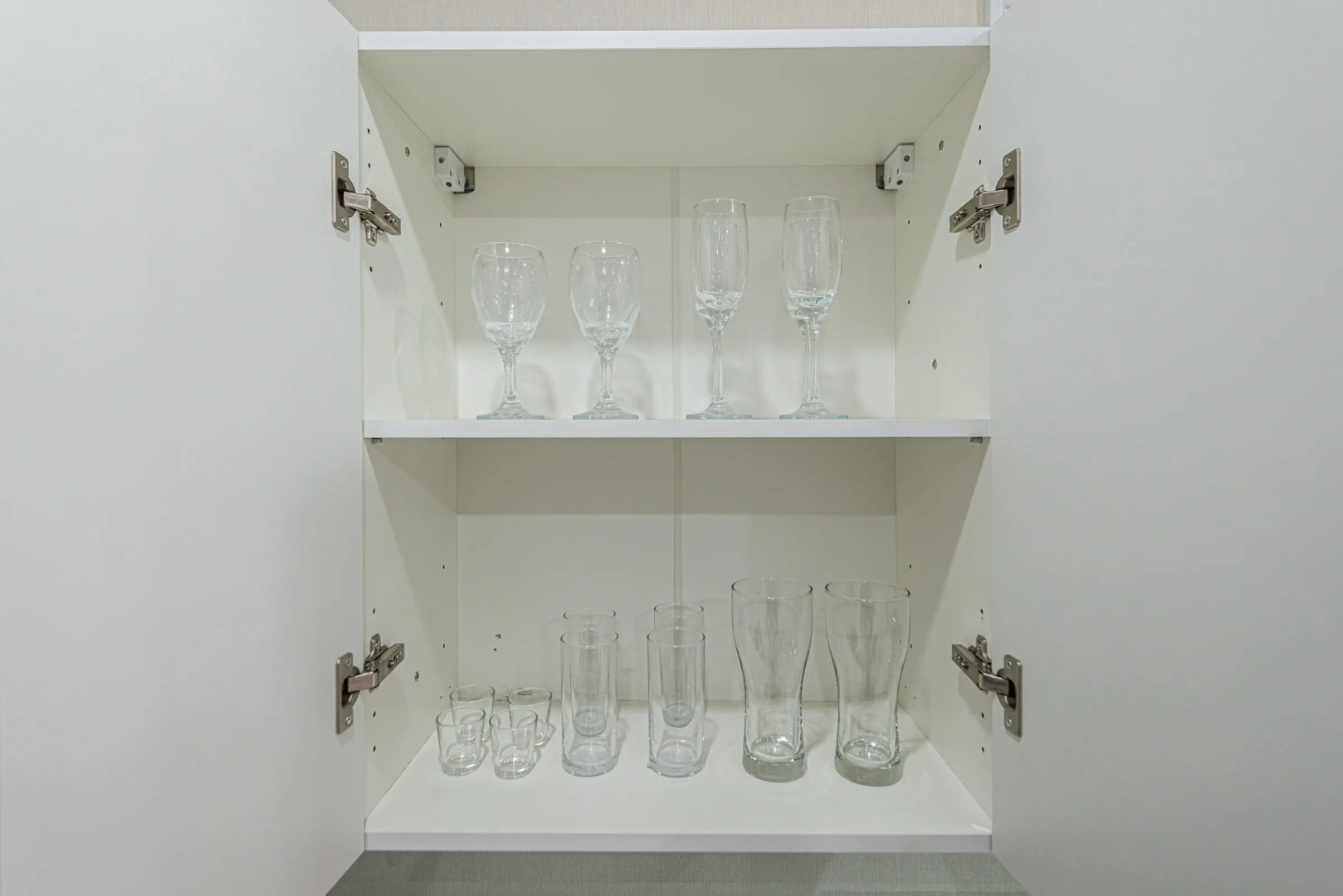 Квартира 1-к в новом мкр. на Прокопьева 11 от RentAp, 4 сп.места, 2 TV, широкая кровать