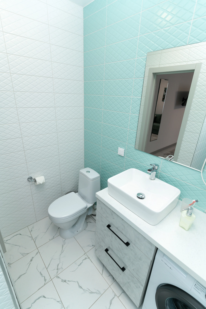 Апартаменты-студия 30 кв.м. с двуспальным диваном и панорамной зоной, 15 этаж