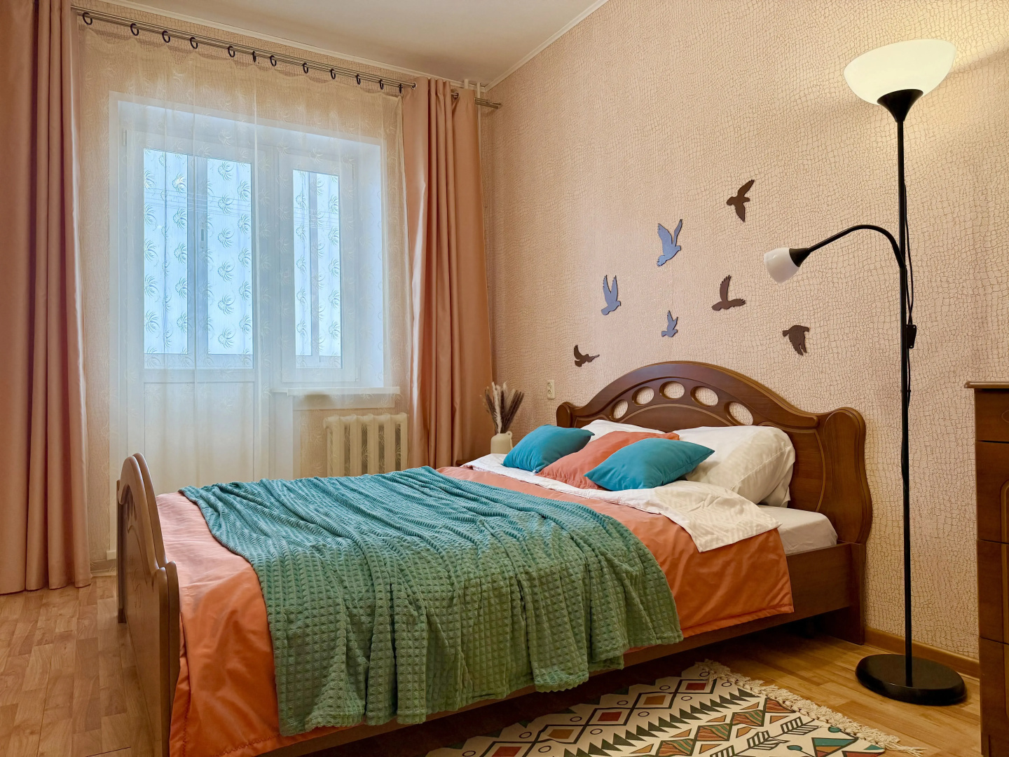 Квартира Двухкомнатная Your Home