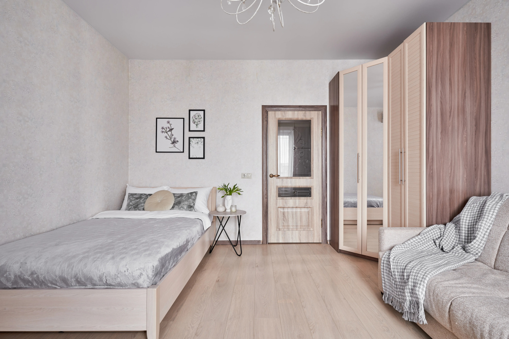 Квартира на 17 этаже на Речном