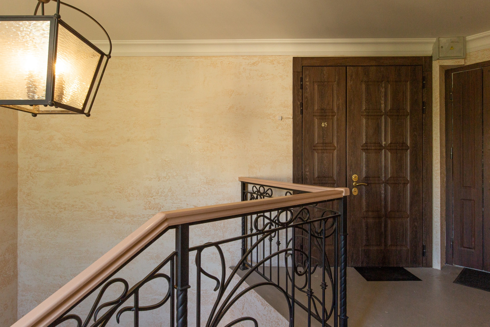 Апартаменты Премиум Город Рек на Большой Конюшенной 1