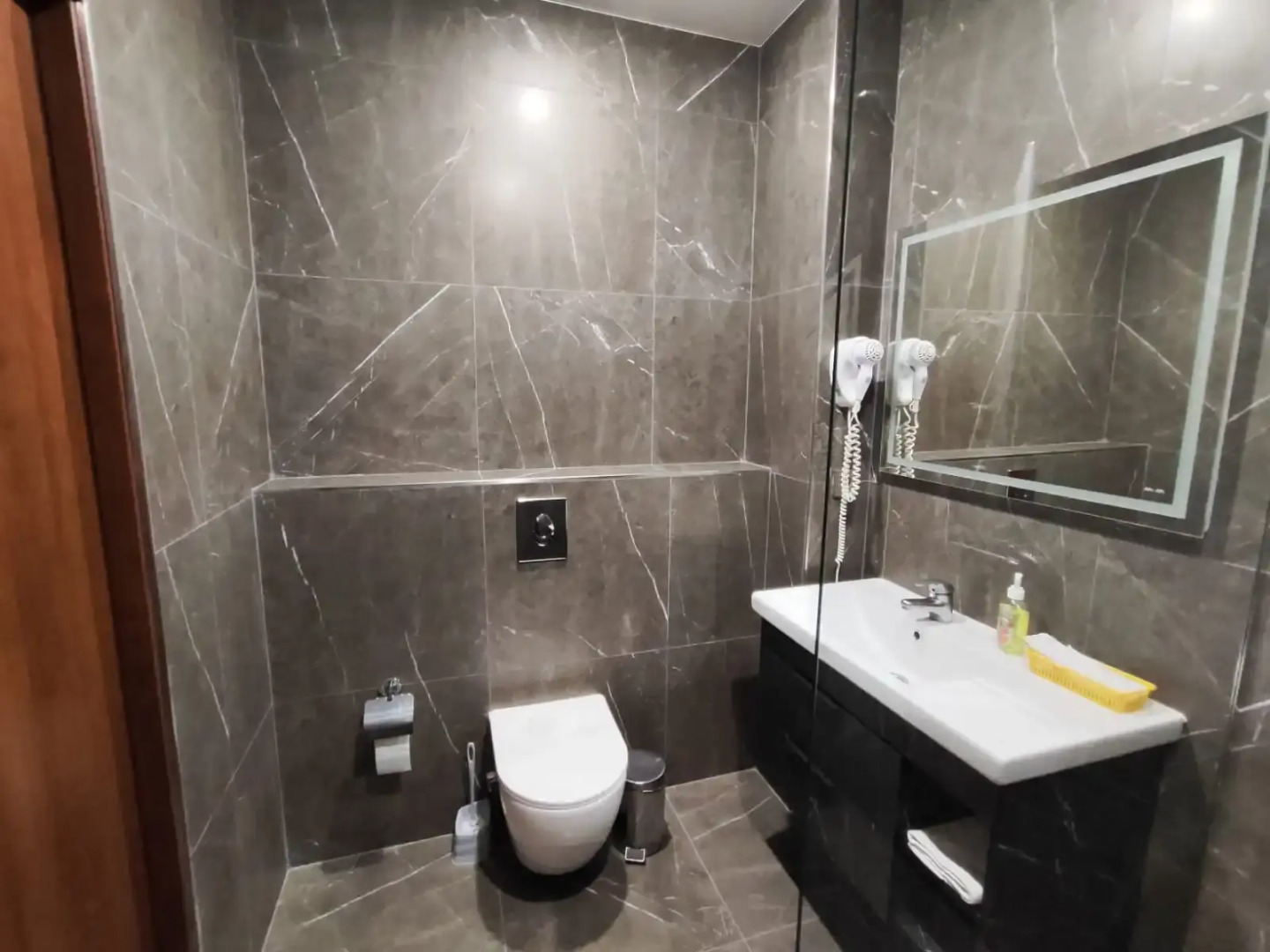 Отель Мона Лиза