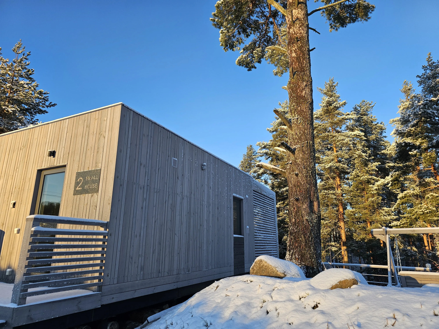 Коттедж Черничный Склон Small House