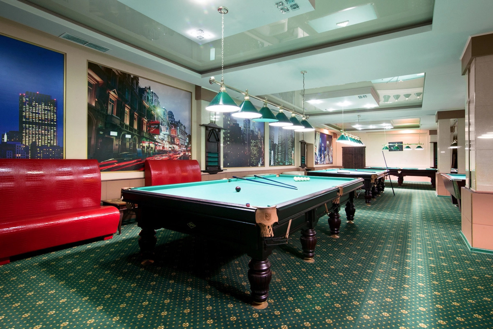 Отель Амакс