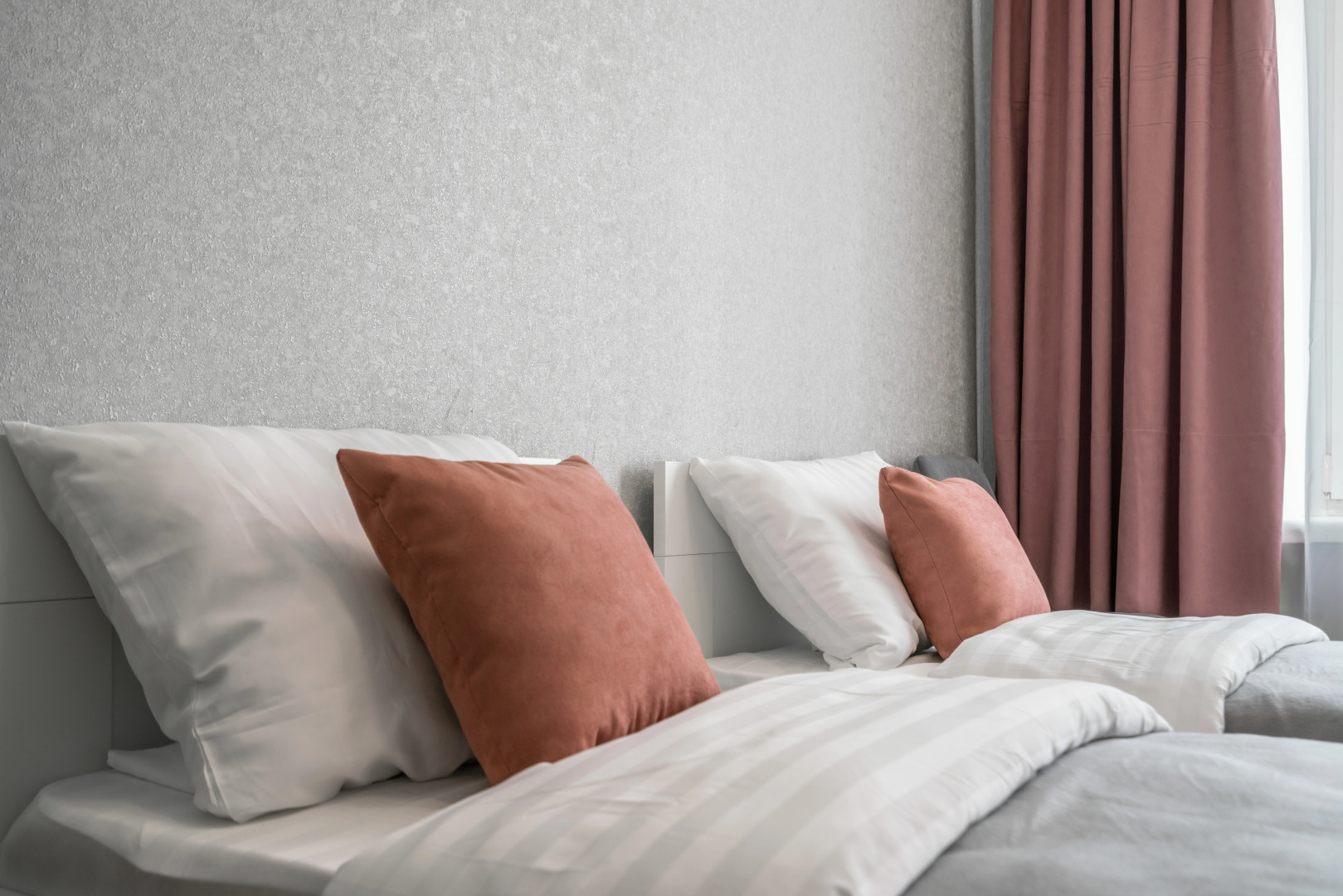 Квартира с Видом на Смольный Собор