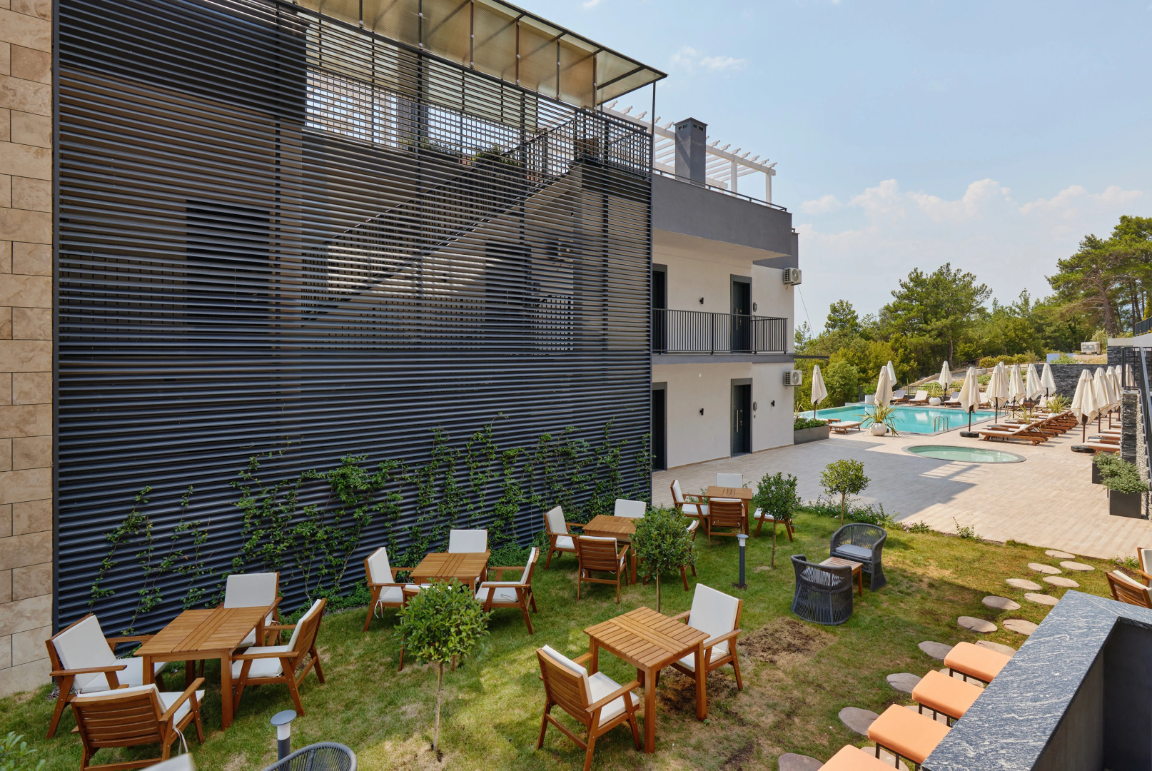 Апарт-отель Bayview Hills Luxury Residences