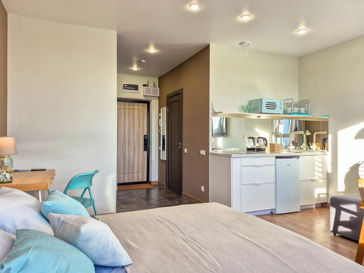 Квартира Студия с панорамным видом на озеро Сеть ЙоХоум