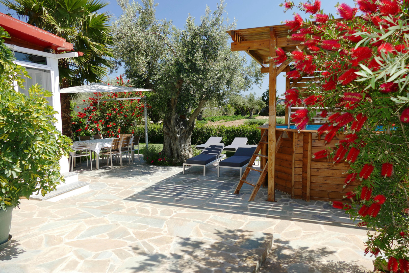 Гостевой Дом esperides holidays-House with small pool 37 km from Athens