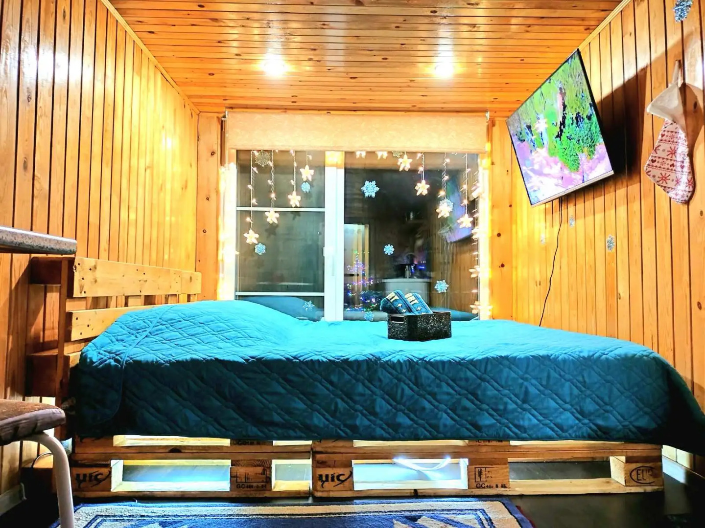 Частный Дом Хай-Тэк на Малиновой 4