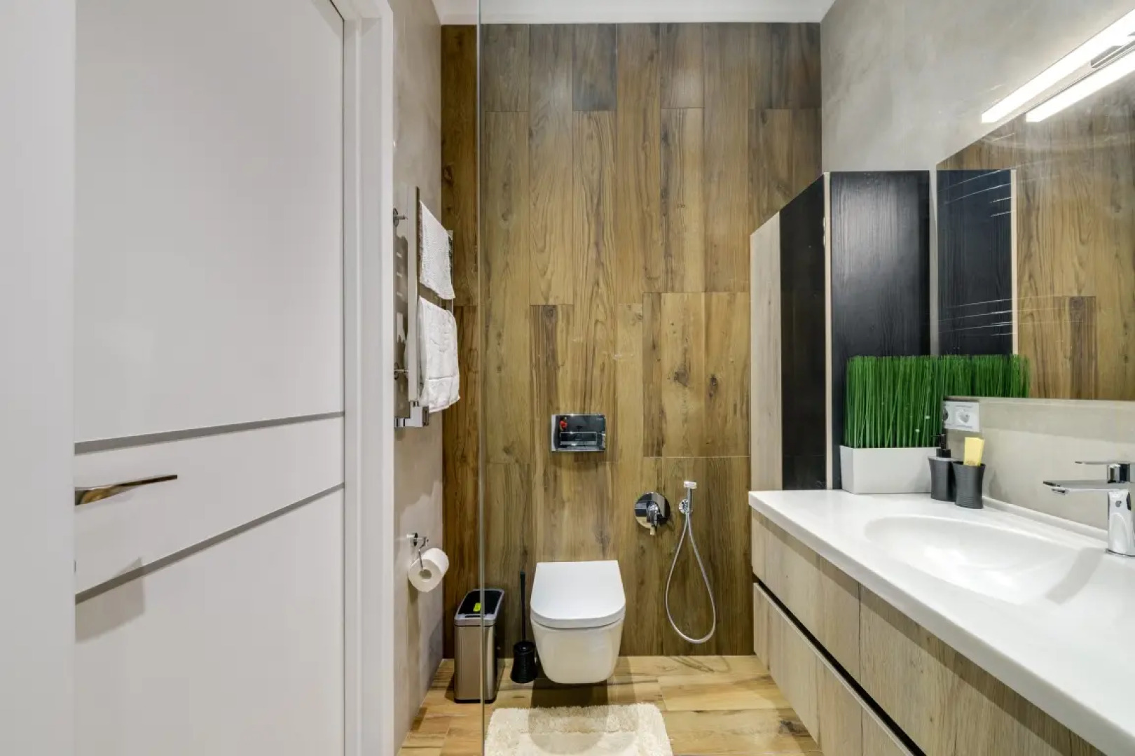 38 этаж, стильные апартаменты с приватным парком