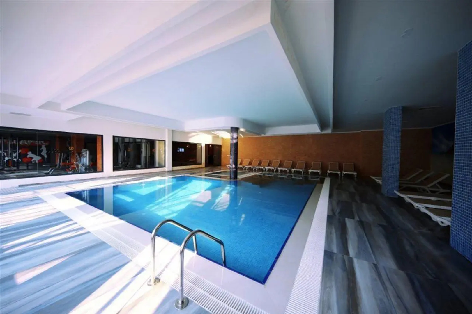 Отель Sey Beach Hotel & Spa