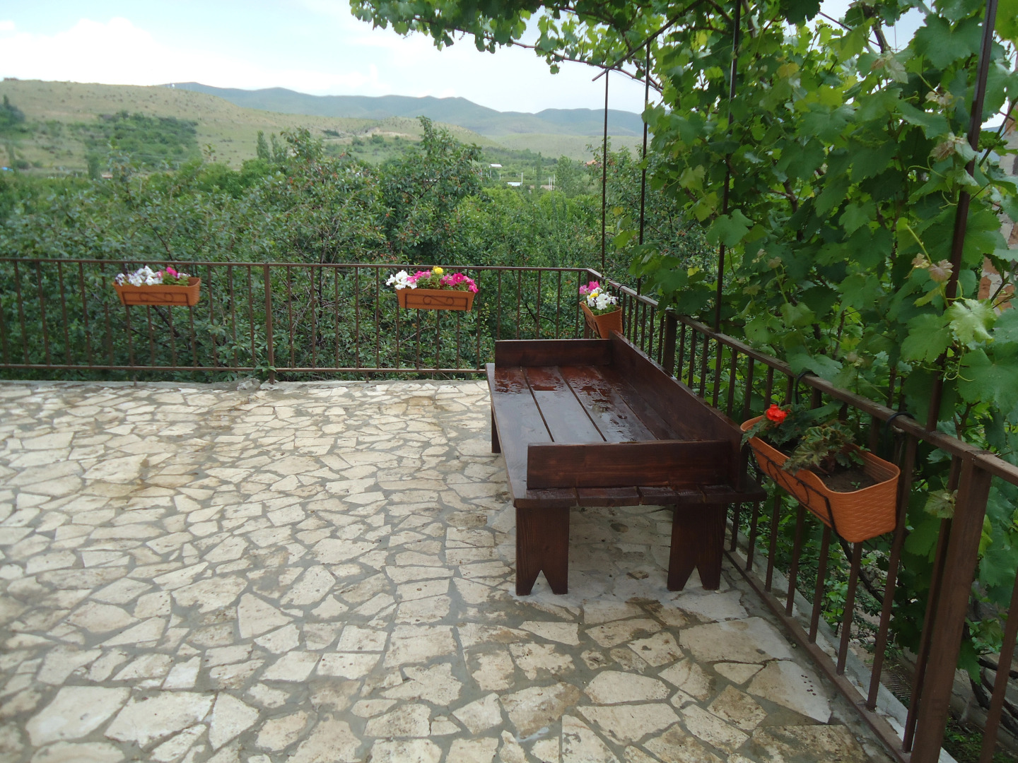 Апартаменты Dinadav House