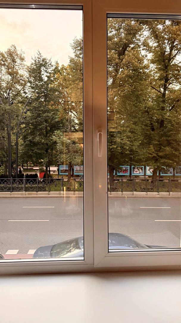 Апартаменты двухуровневые возле Кремля с парковкой