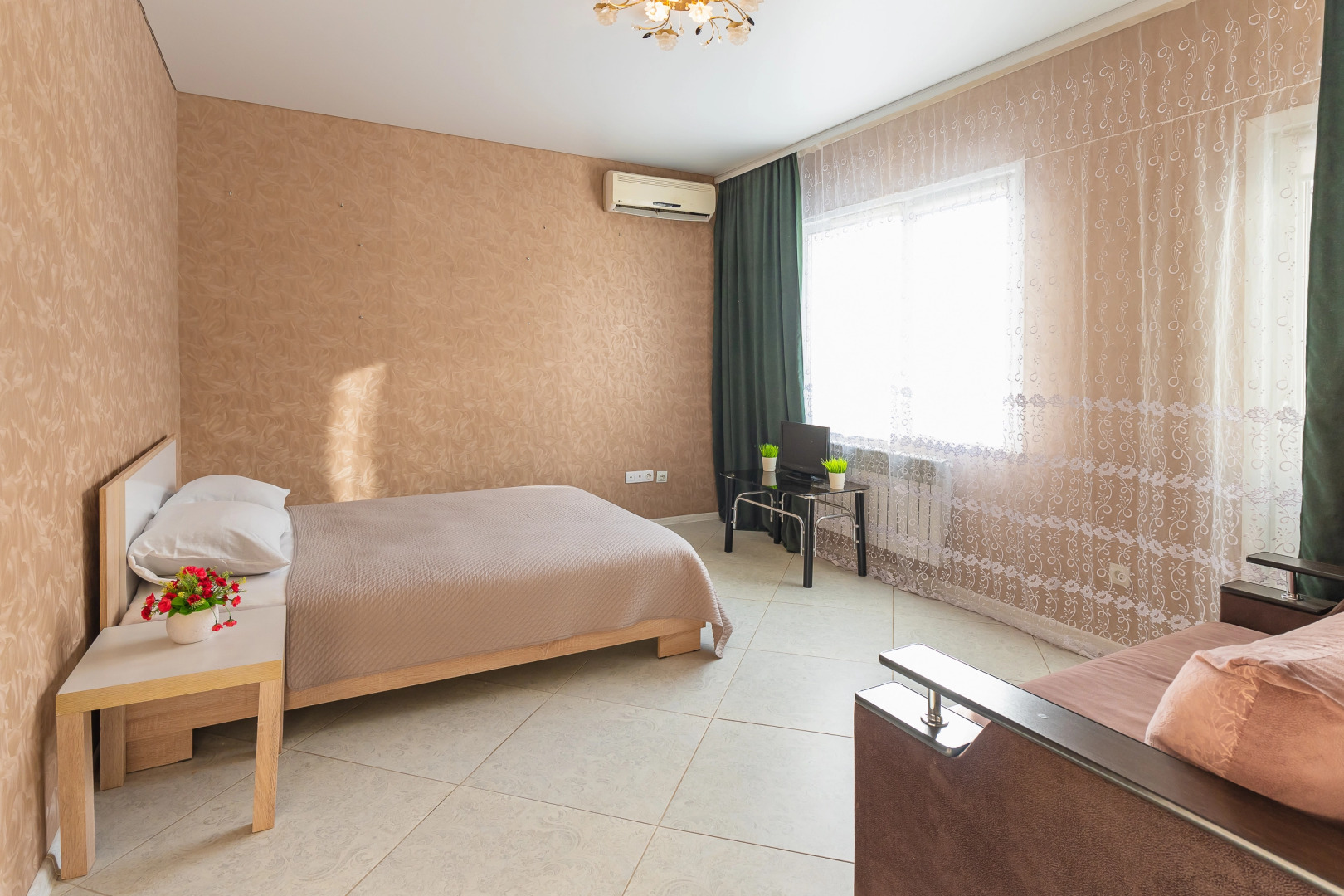 Апартаменты LikeHome на Салмышской