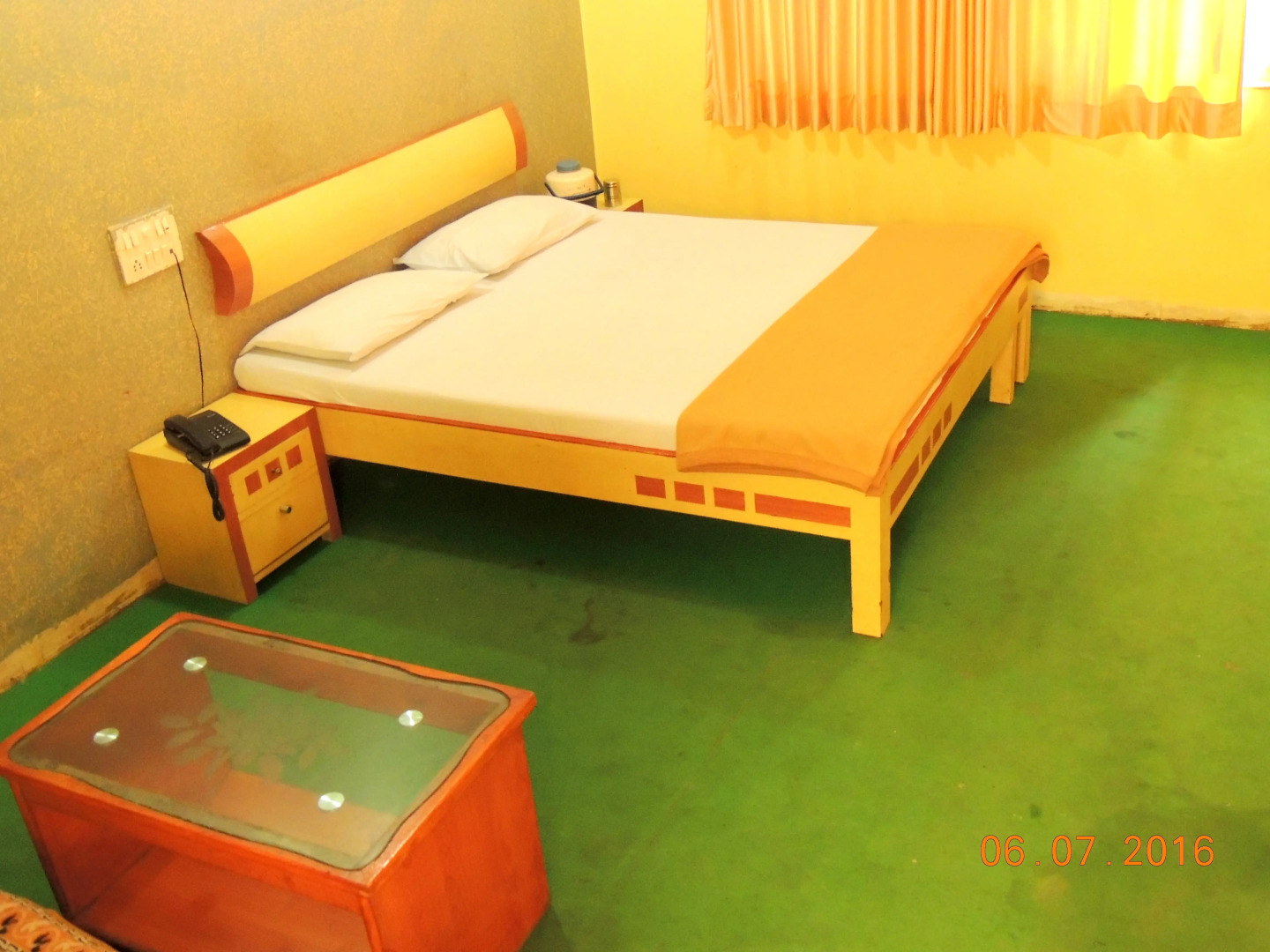 Отель Green Park by Sky Stays