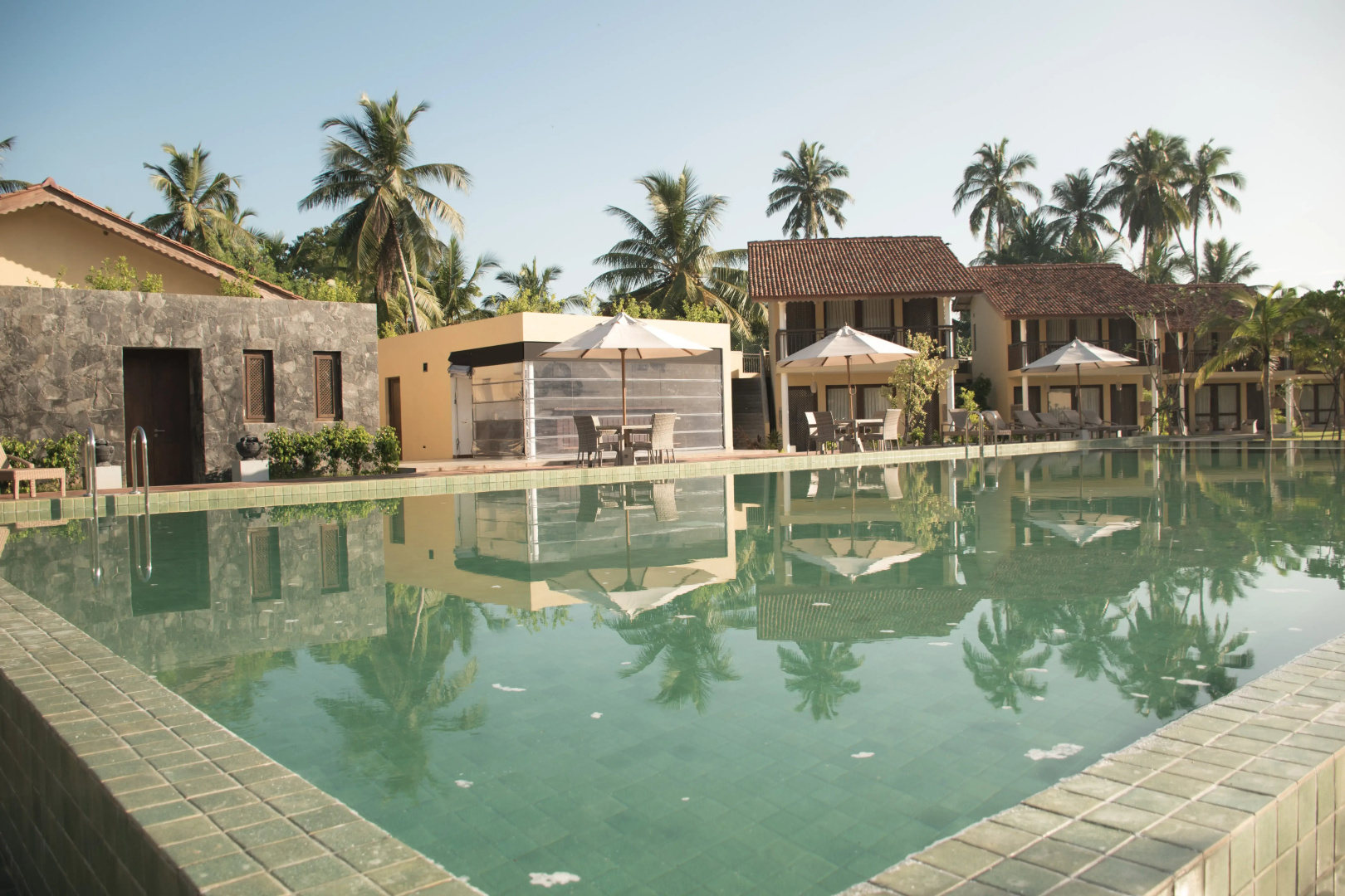 Отель The Villas Wadduwa