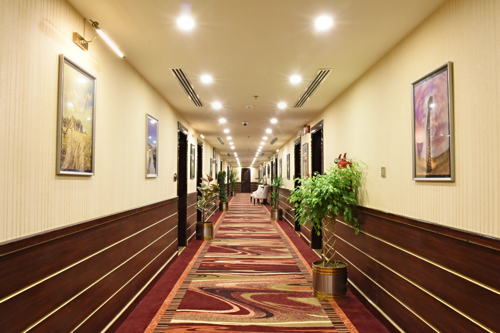 Отель Garden Plaza