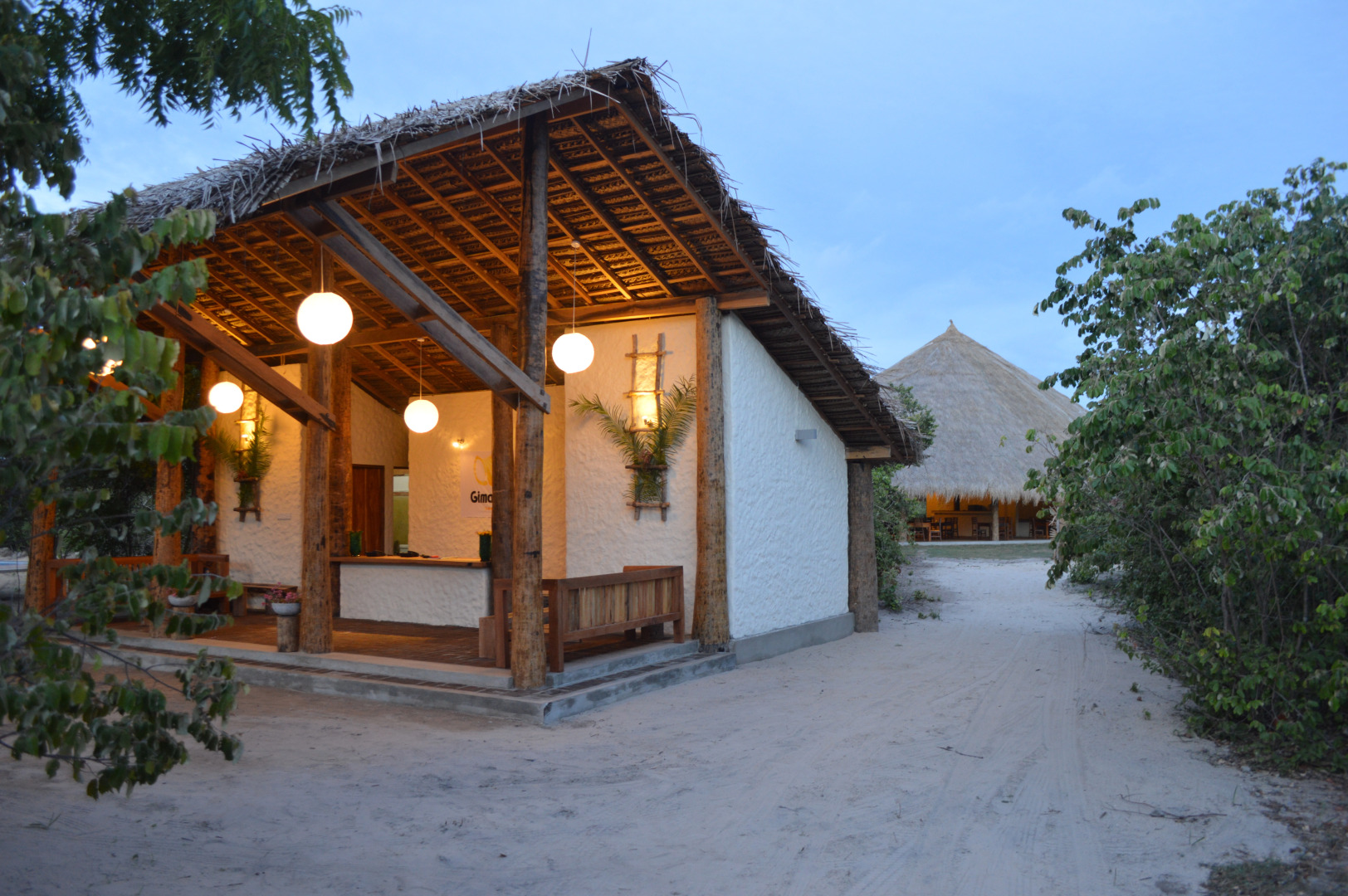 Отель Giman Free Beach Resort