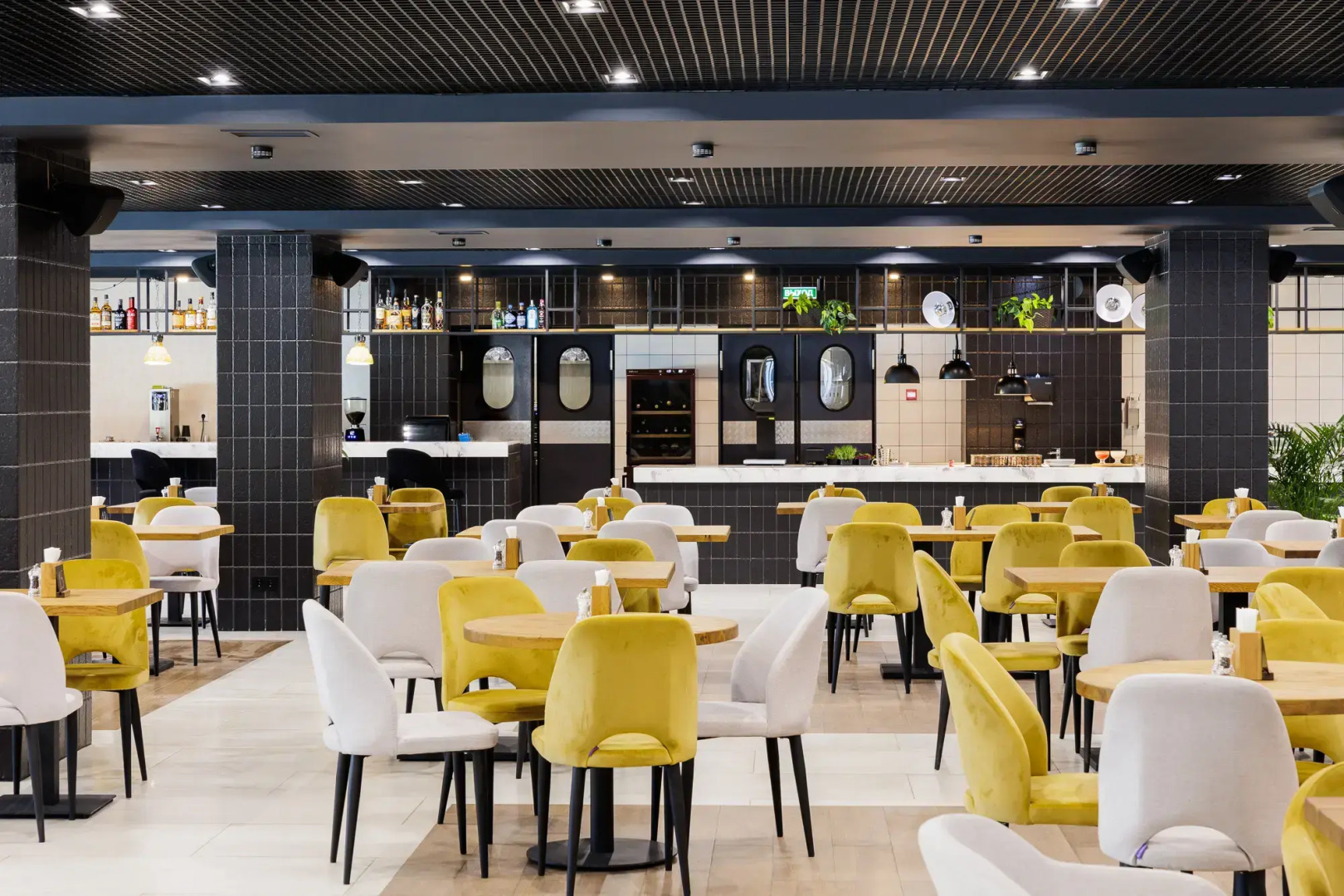 Отель Россиянка