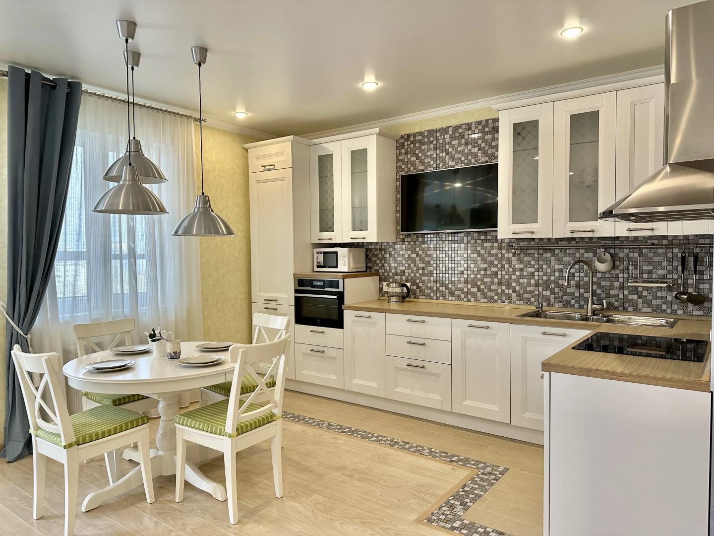 Апартаменты Happy Flagman Рядом с Метро