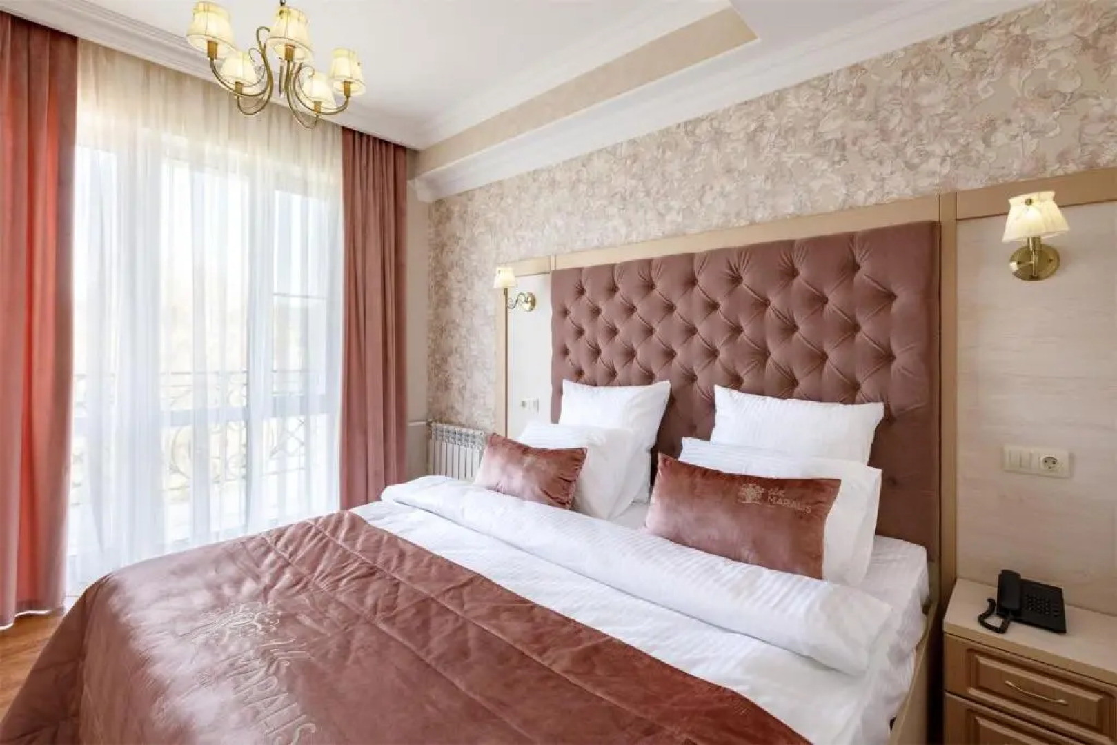 Отель Вилла Маралис