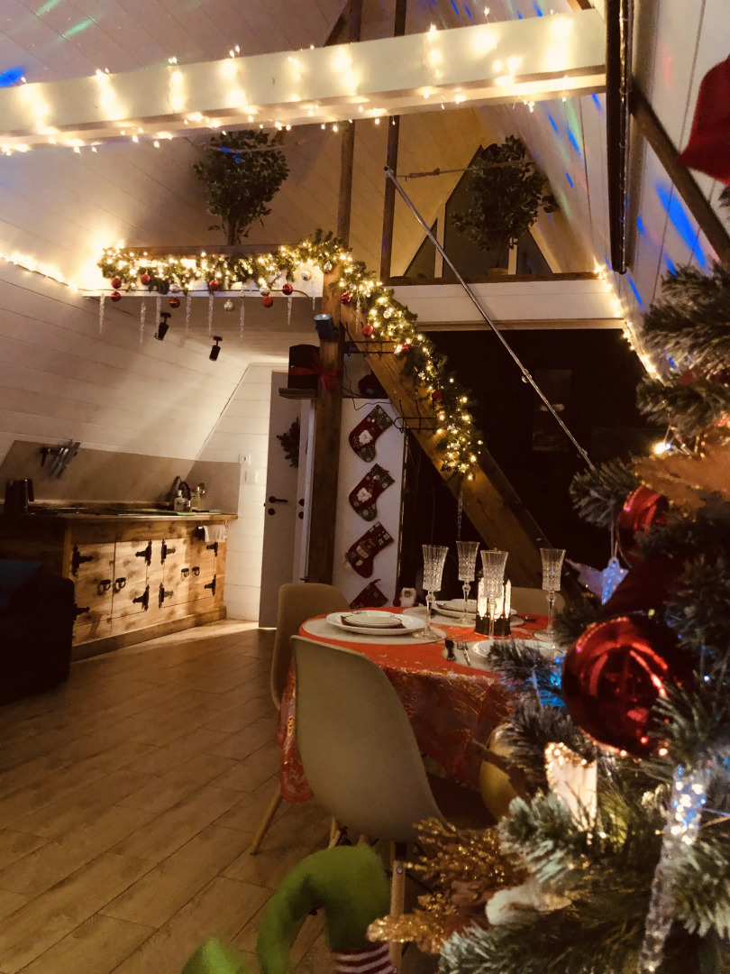 Частный дом дом у озера с чаном и баней