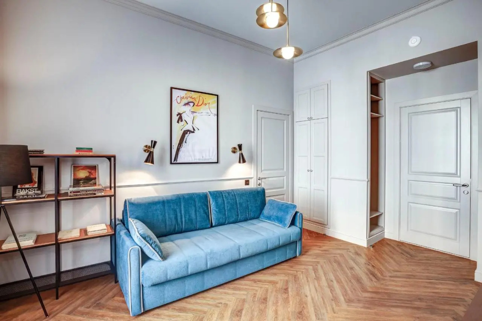 Апартаменты на Большой Конюшенной