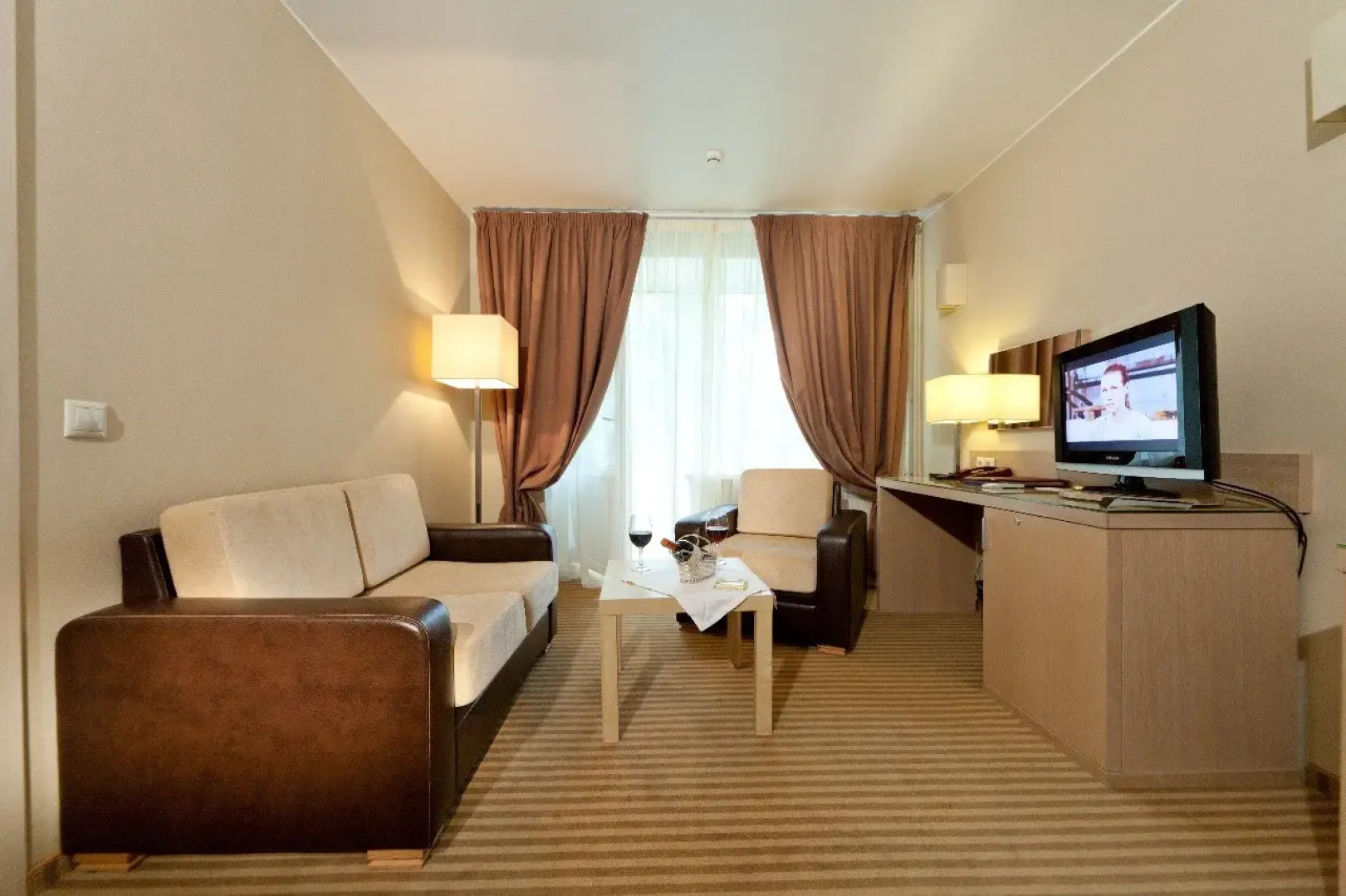 Отель Яхонты Истра