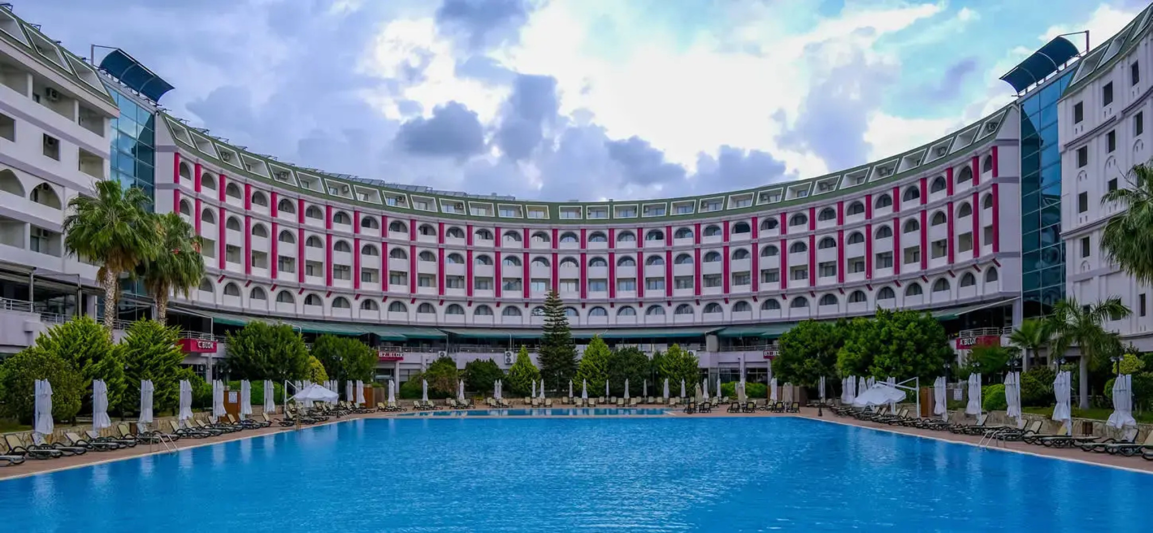 Курортный отель Grand Cortez And Spa (Halal Hotel)