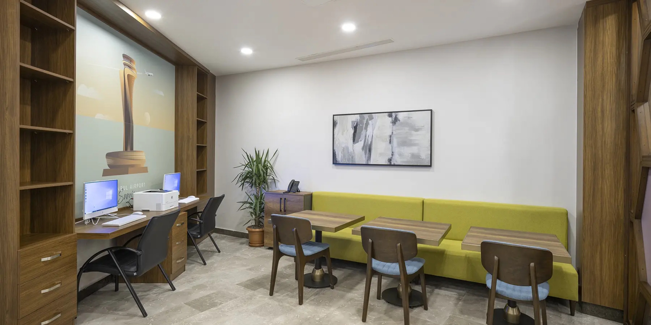 Отель Hampton by Hilton Istanbul Arnavutkoy