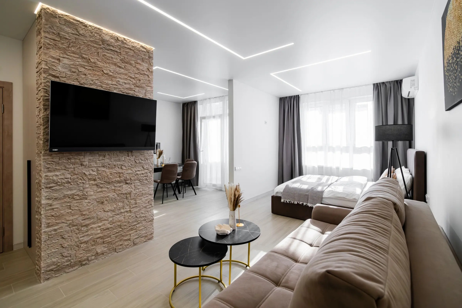 Квартира Лофт на 17 Этаже с Видом на Набережную в Жк Аквамарин 2