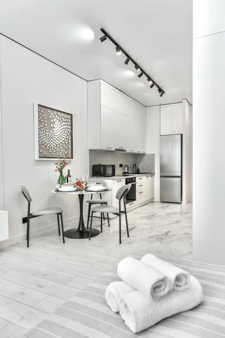 Апартаменты ADT Meridian White Marble