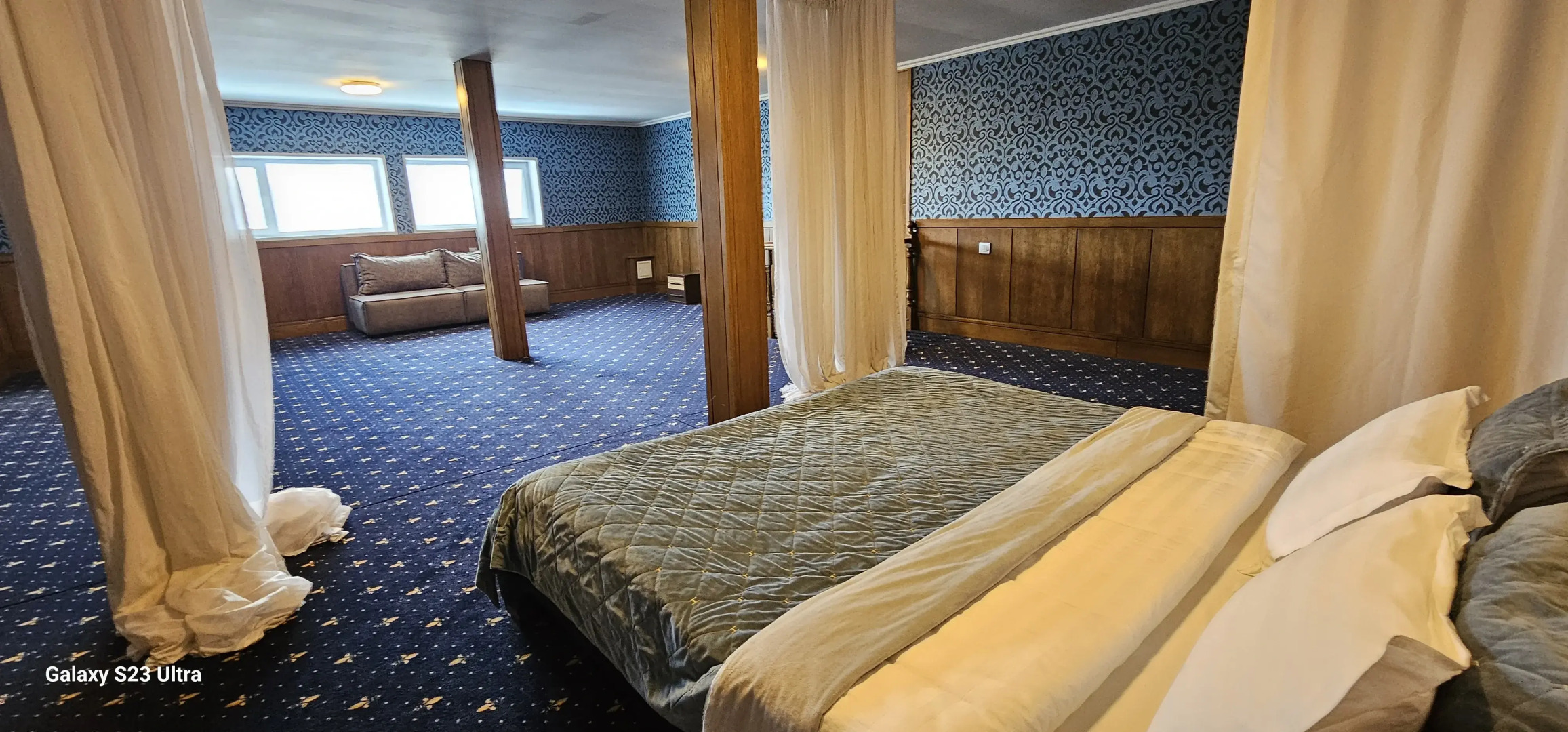 Вилла Honey Apartments Almaty