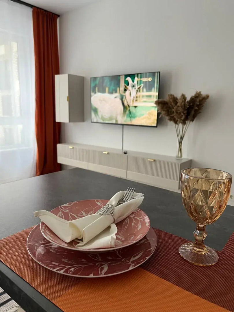 Апартаменты Студия комфорт-класса ЖК Кудровский Парк