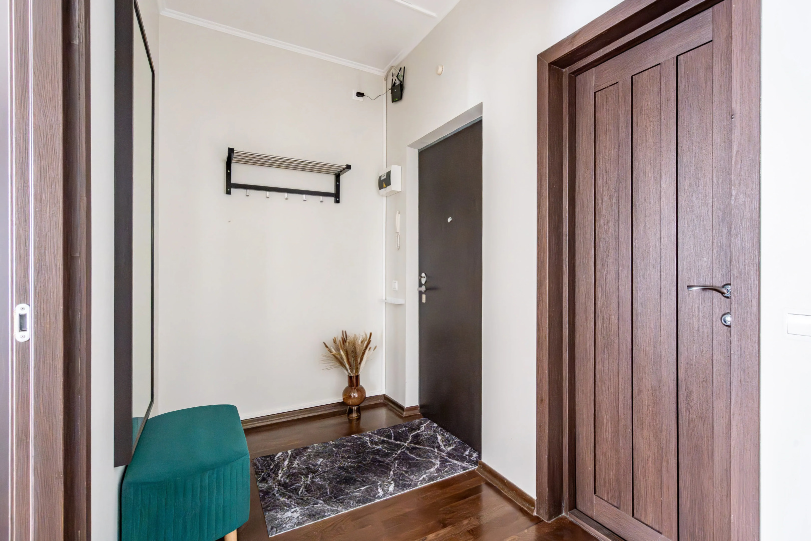 Квартира GetFlat Scarlet с Балконом Для 1-4 Гостей