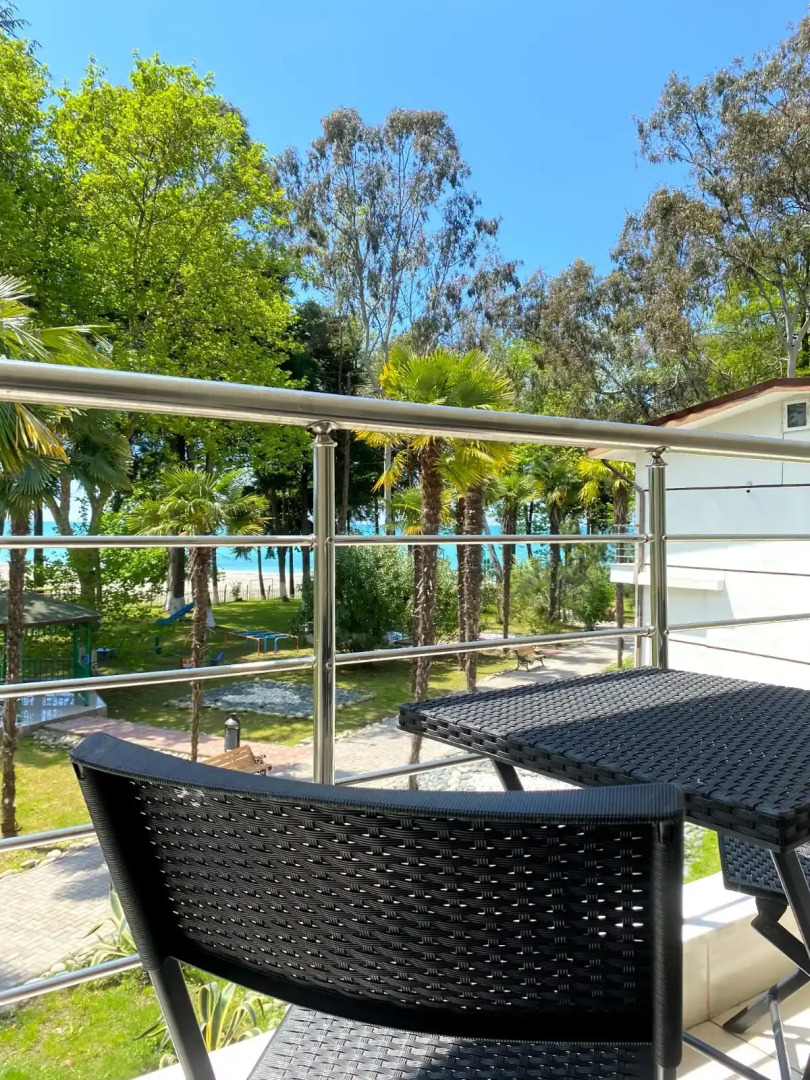 Отель Агудзера