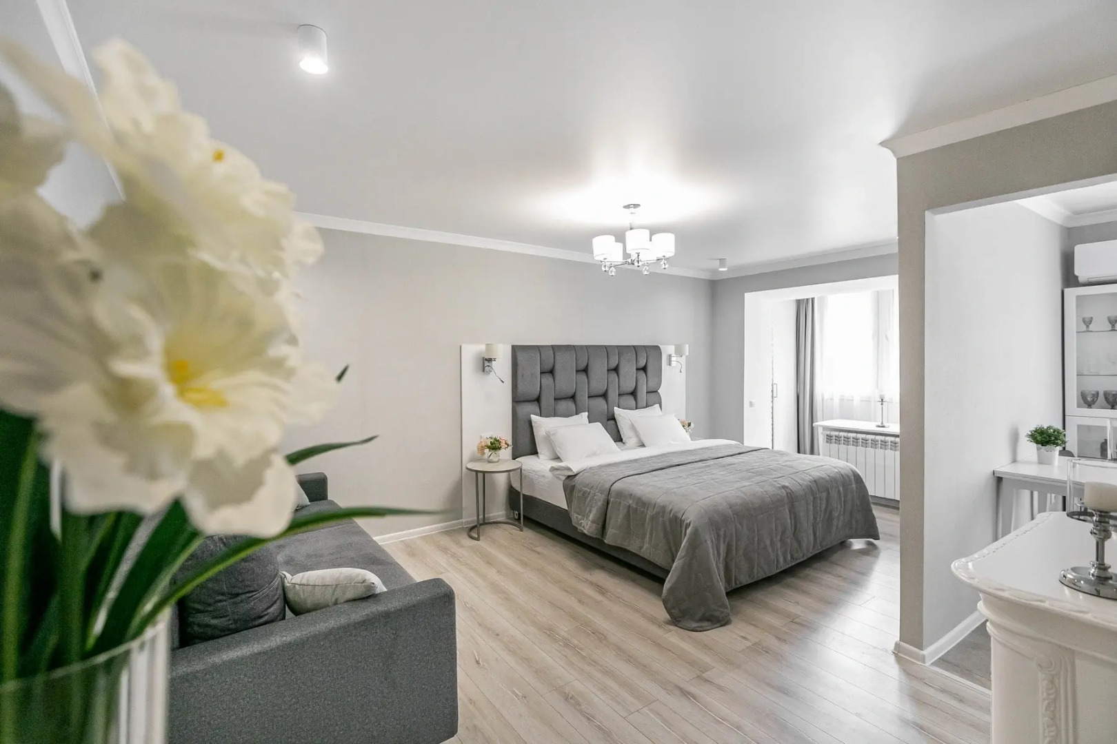 Квартира Королевская кровать с камином