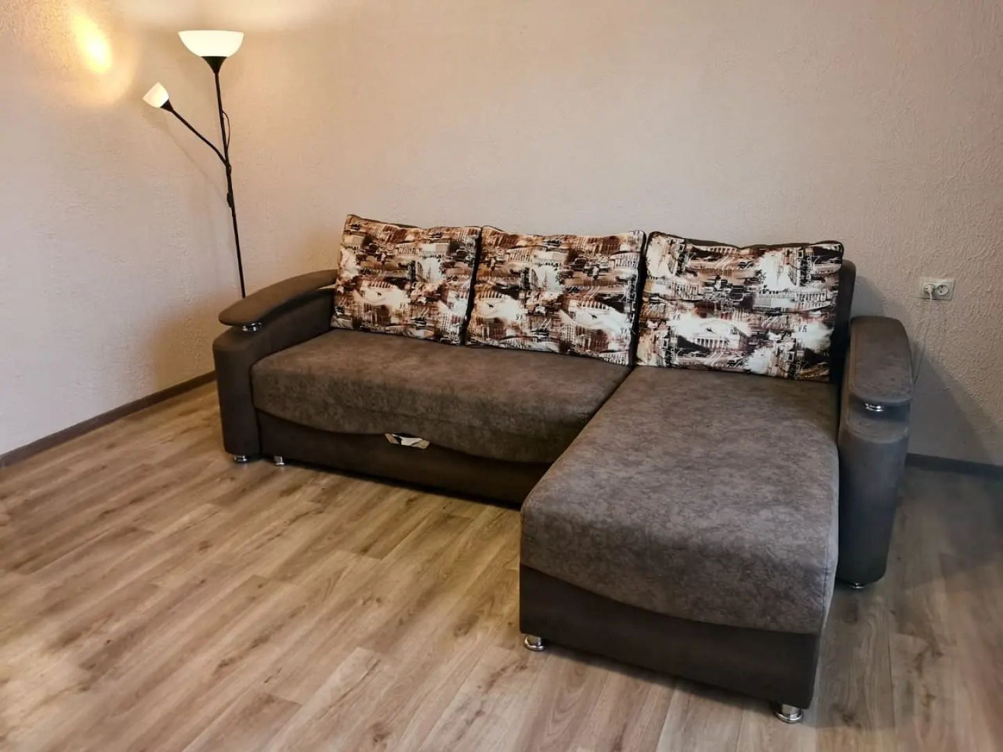 Апартаменты Сутки как дома на Трегубенко 56