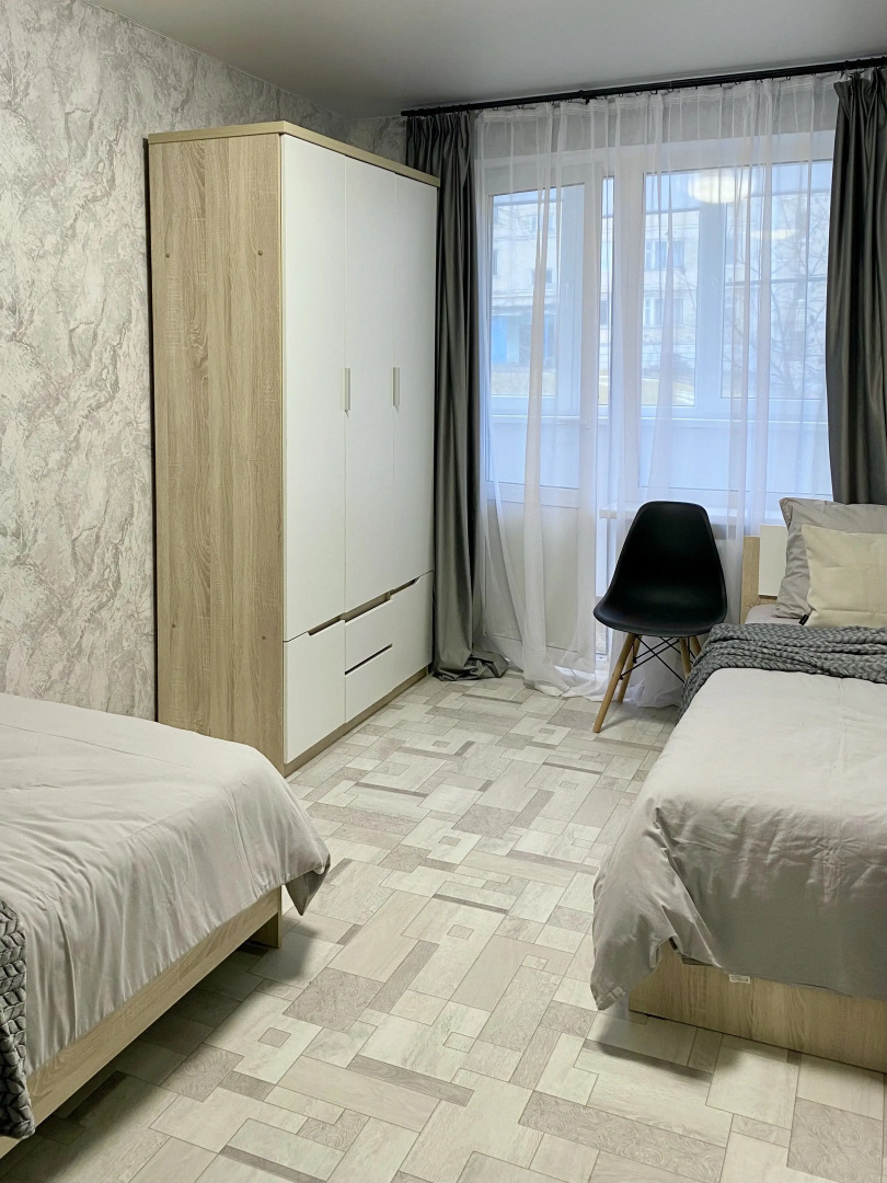 Квартира Просторная квартира на Тюленина 1